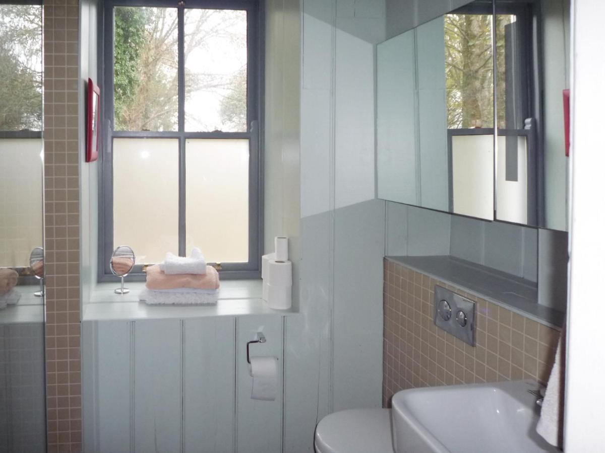 Ballyquirke House By Trident Holiday Homes Moycullen ภายนอก รูปภาพ